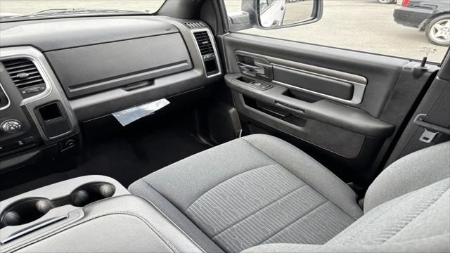2024 Ram 1500 Classic Warlock Crew Cab 4x4 5'7" Box