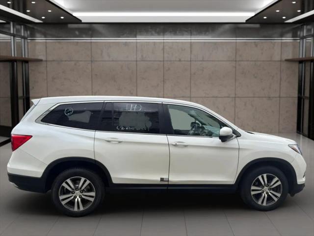 2017 Honda Pilot EX