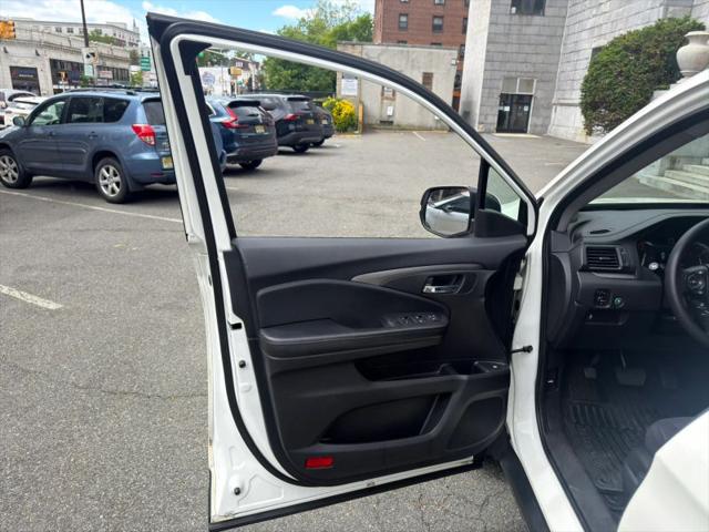 2017 Honda Pilot EX