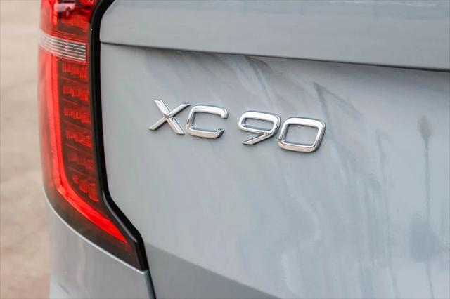2026 Volvo XC90 Plug-In Hybrid Ultra, T8 AWD, Electric/Gasoline, Bright, 7 Seats