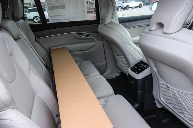 2026 Volvo XC90 Plug-In Hybrid Ultra, T8 AWD, Electric/Gasoline, Bright, 7 Seats