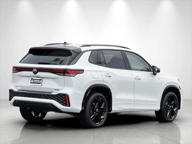 2026 Volkswagen Tiguan SE R-Line Black