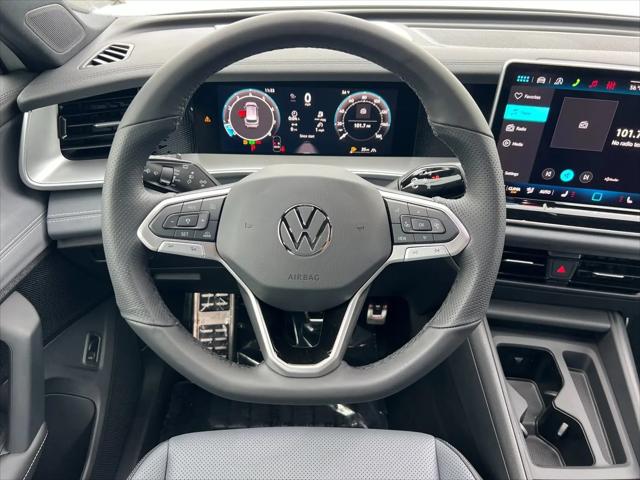 2026 Volkswagen Tiguan SE R-Line Black