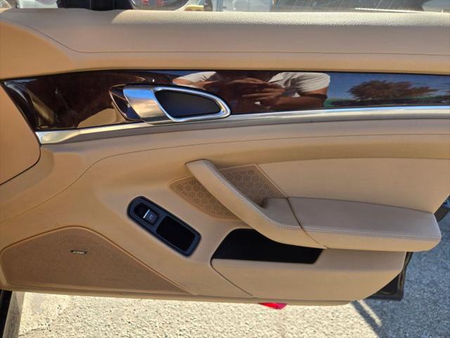 2011 Porsche Panamera 4