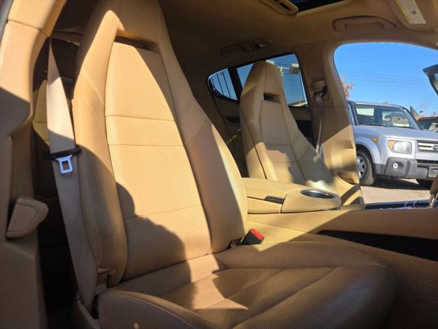 2011 Porsche Panamera 4