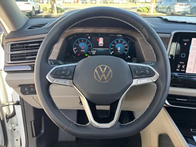 2026 Volkswagen Atlas SE with Technology