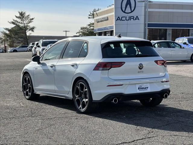 2026 Volkswagen Golf GTI Autobahn