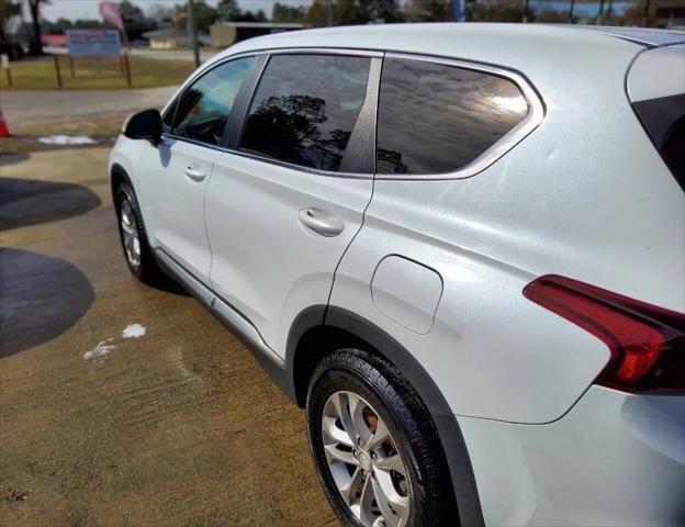2019 Hyundai Santa Fe SE