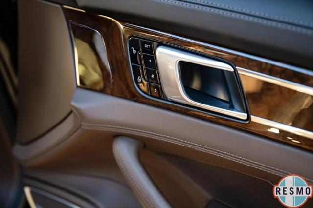 2018 Porsche Panamera Turbo