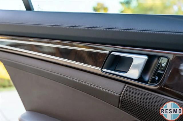 2018 Porsche Panamera Turbo