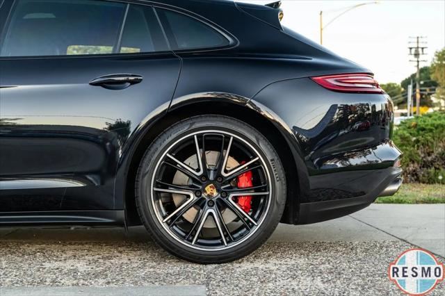 2018 Porsche Panamera Turbo