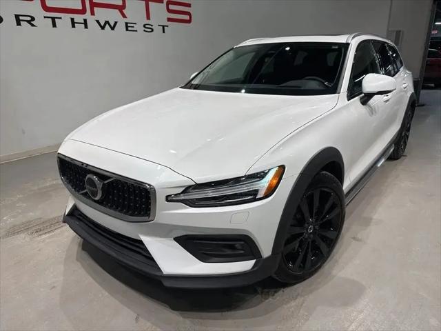 2023 Volvo V60 Cross Country B5 Ultimate