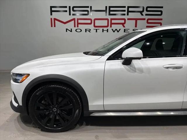 2023 Volvo V60 Cross Country B5 Ultimate