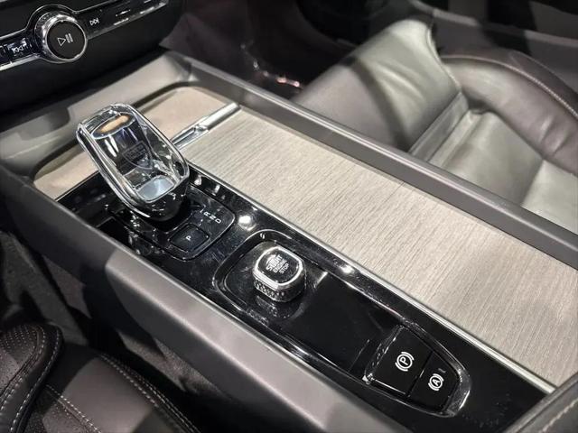 2023 Volvo V60 Cross Country B5 Ultimate