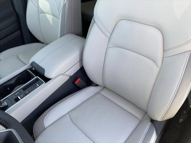 2025 Nissan Pathfinder SL FWD