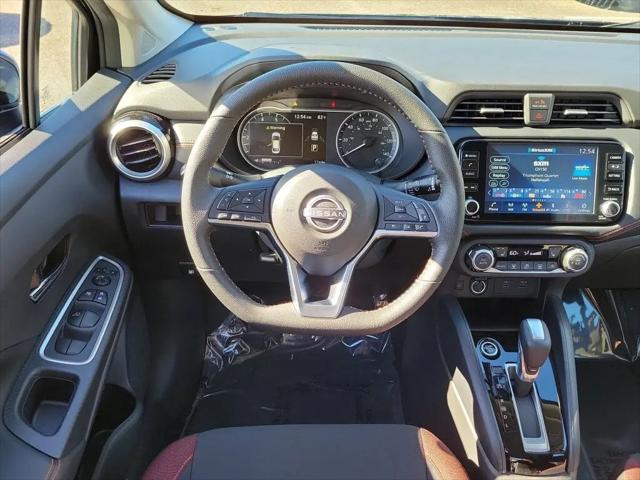 2025 Nissan Versa 1.6 SR