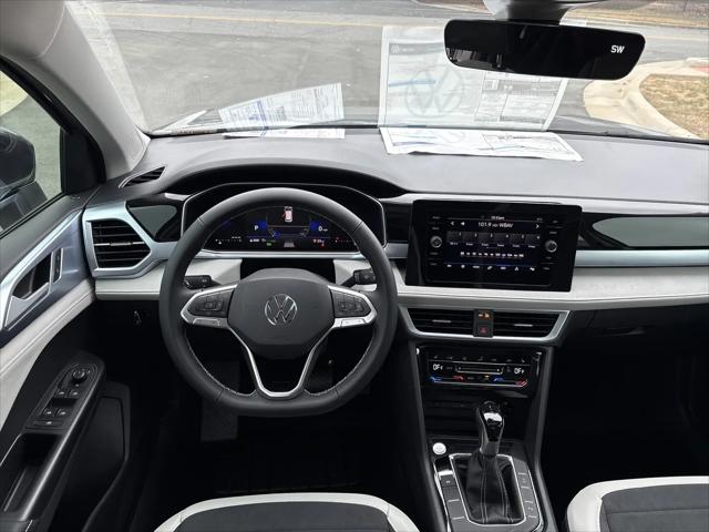 2026 Volkswagen Taos SE