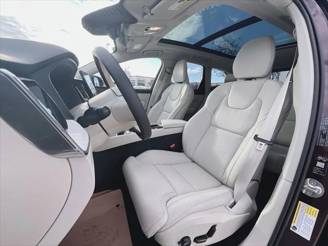2026 Volvo XC60 B5 Ultra