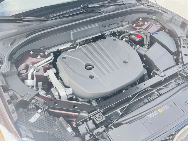 2026 Volvo XC60 B5 Ultra