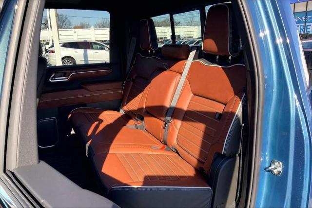 2026 GMC Sierra 2500HD Crew Cab, Standard Bed, Denali Ultimate, 4WD