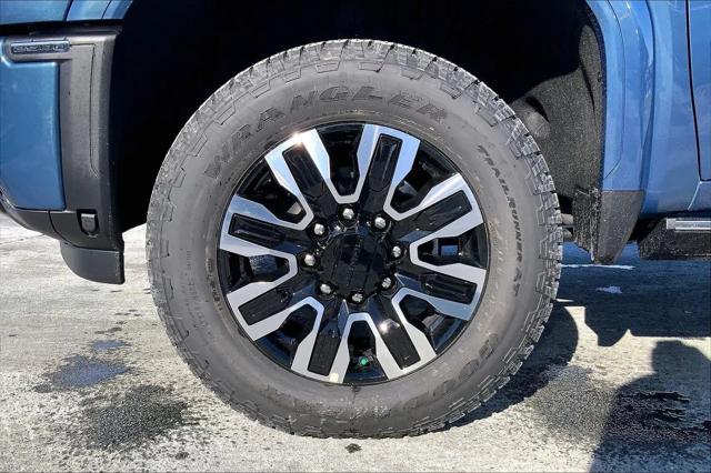 2026 GMC Sierra 2500HD Crew Cab, Standard Bed, Denali Ultimate, 4WD