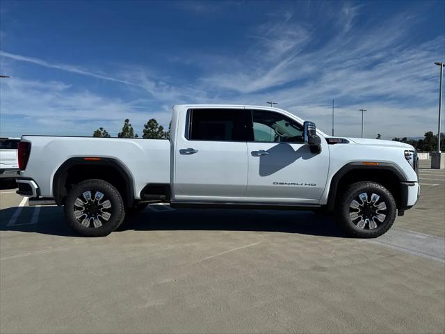 2026 GMC Sierra 2500HD Crew Cab, Standard Bed, Denali, 4WD