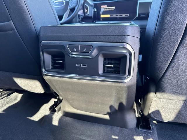 2026 GMC Sierra 2500HD Crew Cab, Standard Bed, Denali, 4WD