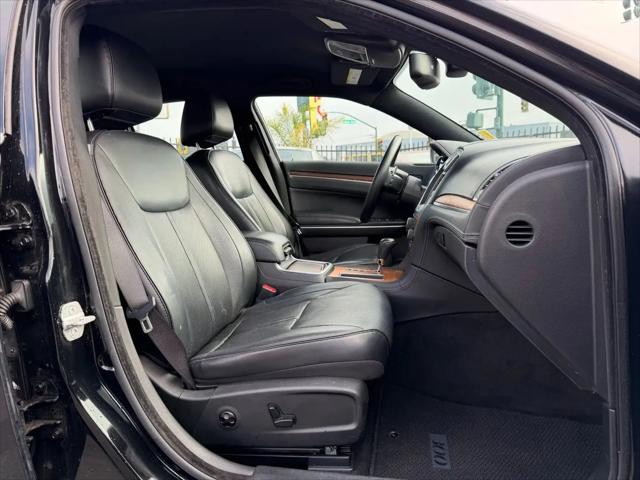 2014 Chrysler 300 John Varvatos Luxury Edition