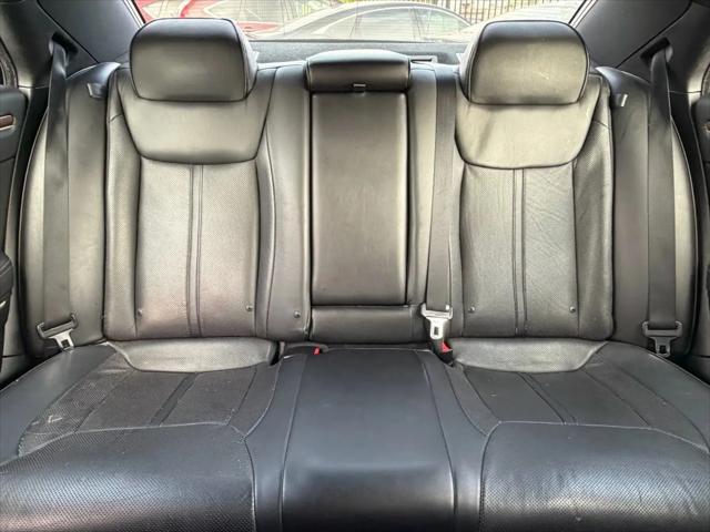2014 Chrysler 300 John Varvatos Luxury Edition