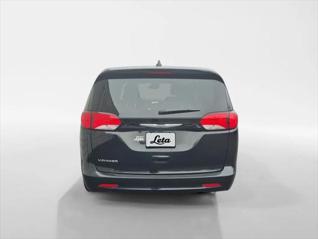 2024 Chrysler Voyager LX
