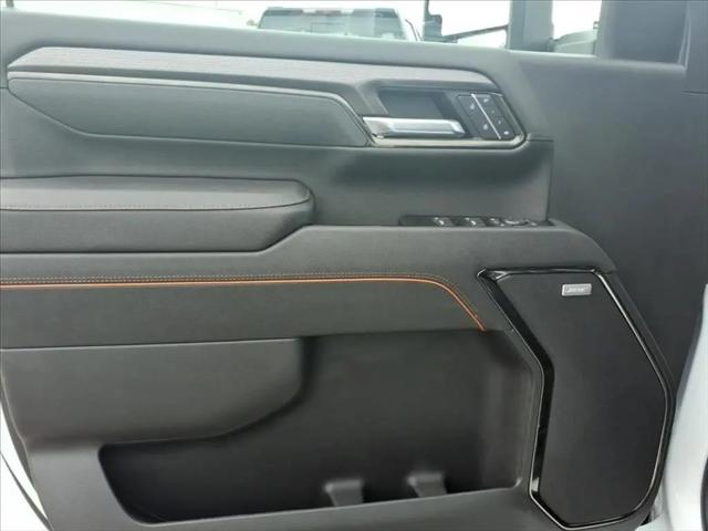 2026 GMC Sierra 2500HD Crew Cab, Standard Bed, AT4, 4WD