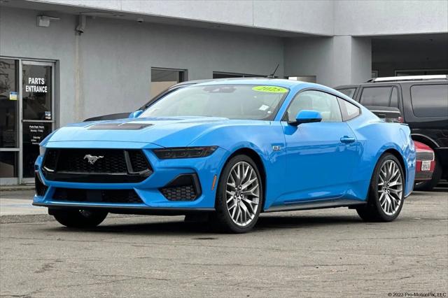 2025 Ford Mustang GT Premium Fastback