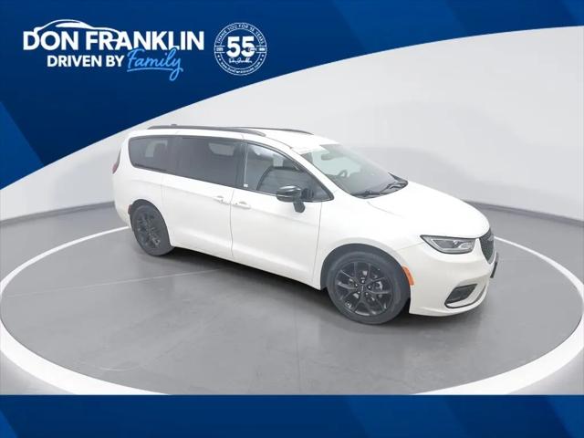 2024 Chrysler Pacifica Touring L for sale in Columbia, KY