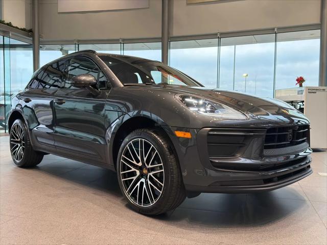 2026 Porsche Macan Macan