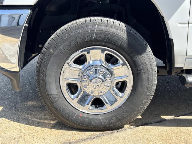 2026 RAM Ram 2500 RAM 2500 TRADESMAN CREW CAB 4X4 8 BOX