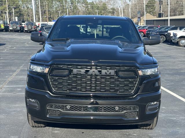 2026 RAM Ram 1500 RAM 1500 EXPRESS CREW CAB 4X4 57 BOX
