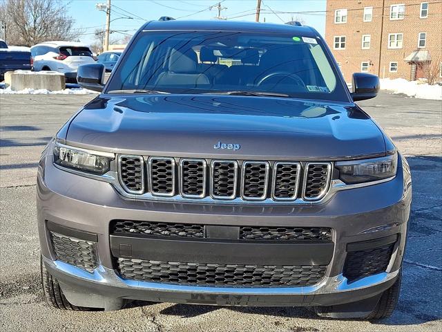 2023 Jeep Grand Cherokee L Laredo 4x4