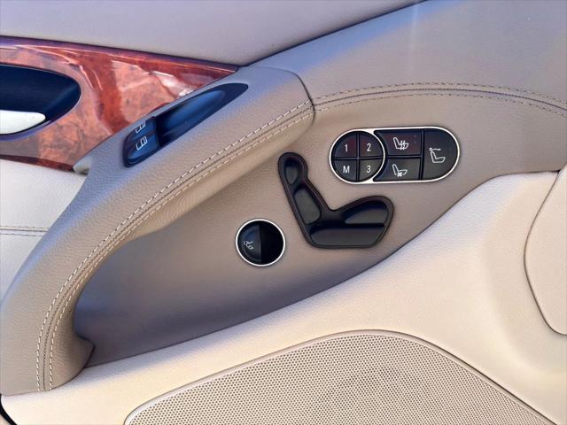 2009 Mercedes-Benz SL SL 550 SL 550 Roadster 2D