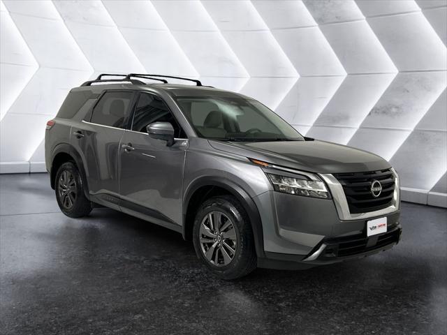 2022 Nissan Pathfinder SV 2WD