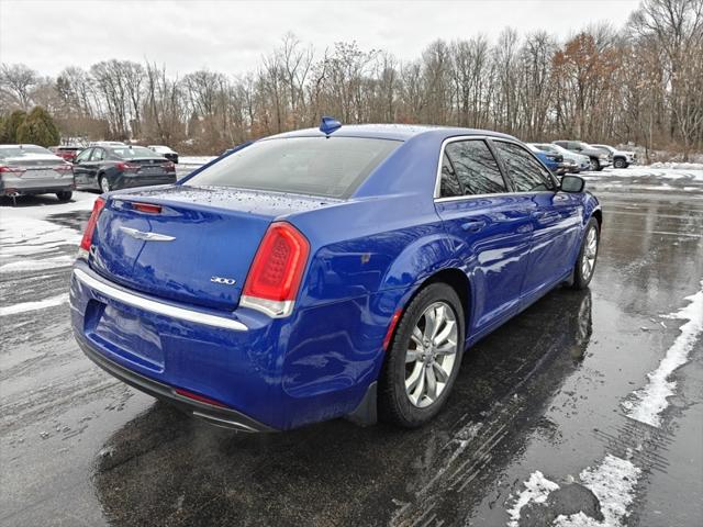 2018 Chrysler 300 Touring L AWD