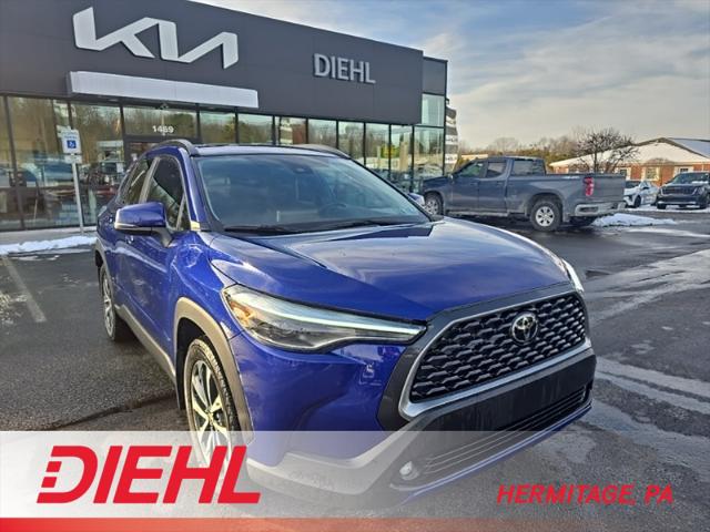 2022 Toyota Corolla Cross XLE 2022 Toyota Corolla Cross XLE