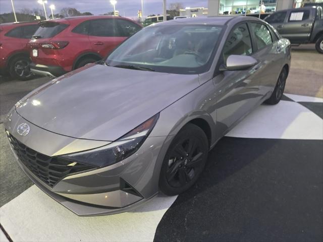 2023 Hyundai Elantra SEL 2023 Hyundai Elantra SEL