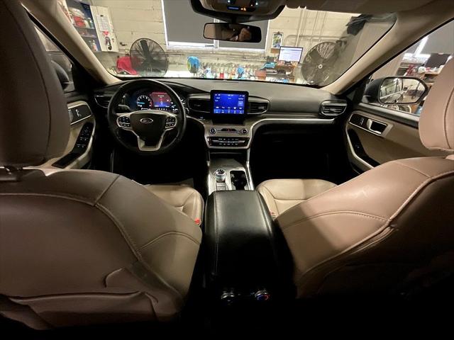 2022 Ford Explorer XLT 2022 Ford Explorer XLT