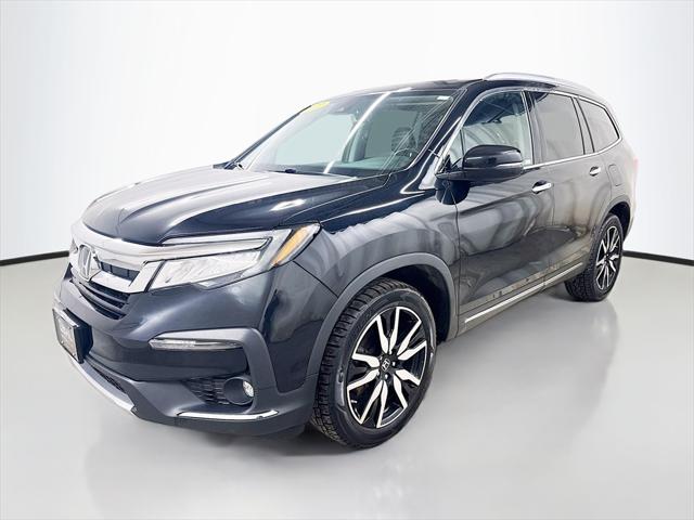 2022 Honda Pilot AWD Touring 8 Passenger