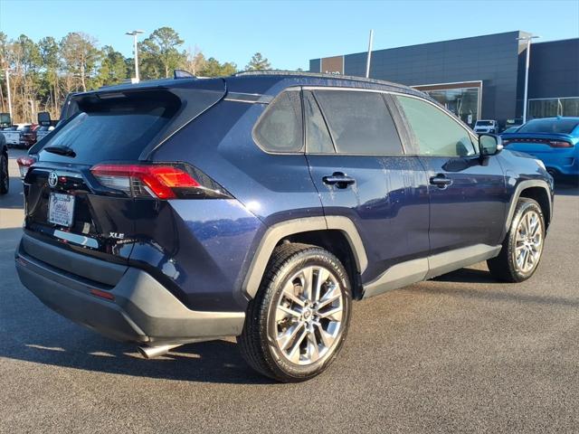 2020 Toyota RAV4 XLE Premium