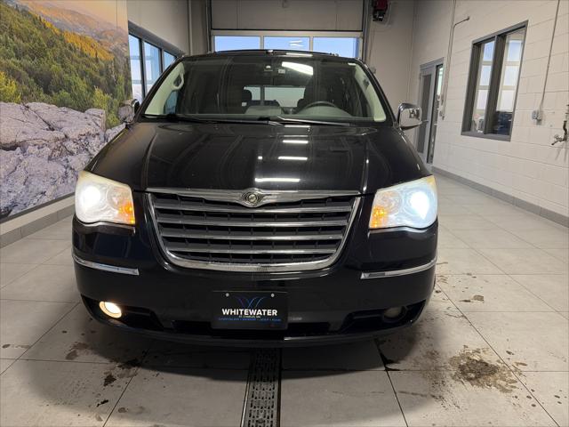 2009 Chrysler Town and Country Limited 2009 Chrysler Town and Country Limited