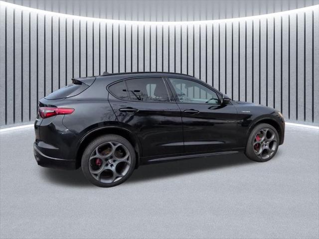 2023 Alfa Romeo Stelvio Veloce AWD