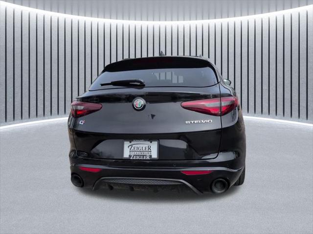 2023 Alfa Romeo Stelvio Veloce AWD