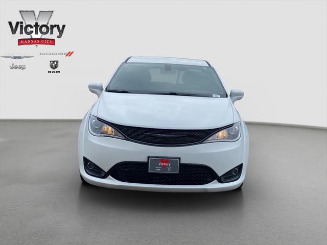 2020 Chrysler Pacifica Touring 2020 Chrysler Pacifica Touring