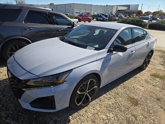 2024 Nissan Altima SR FWD